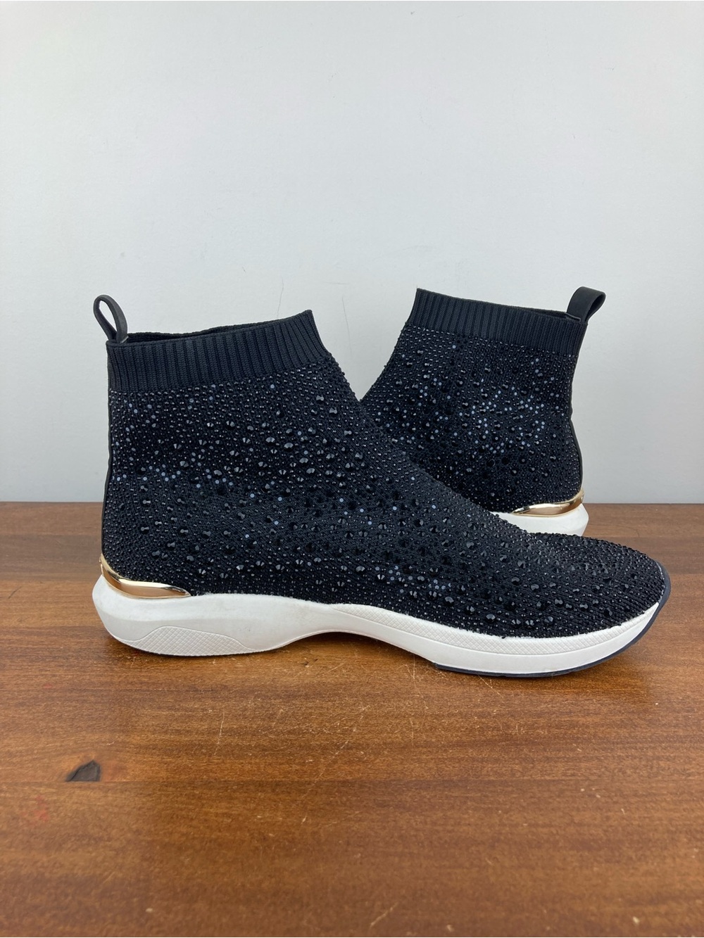 Carvela Jibberish Bling High-Top Woven Sequin Sneakers Black Size 40.5 Women 10. - Picture 6 of 11